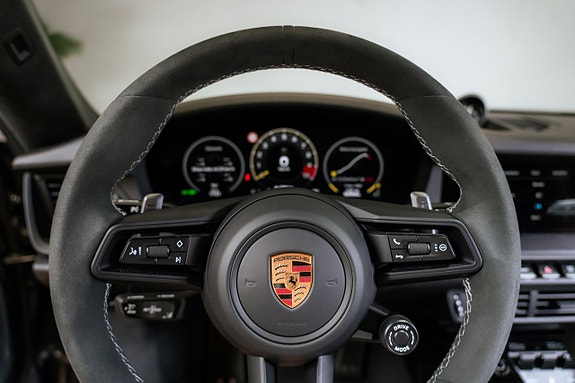 Porsche 911 21 of 30