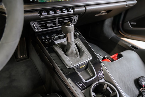 Porsche 911 25 of 30