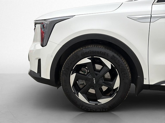 Kia Sorento 10 of 30