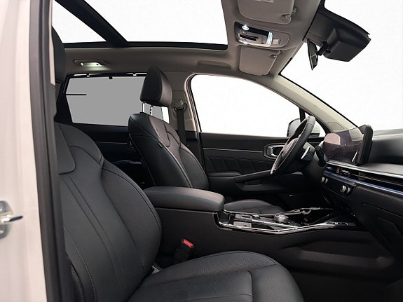 Kia Sorento 14 of 30