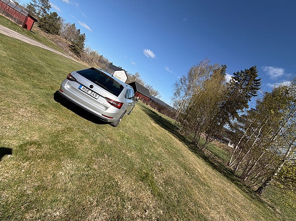 Skoda Superb 3 of 10