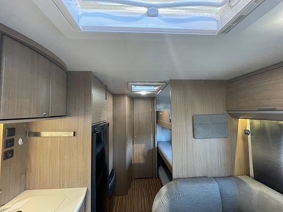 Adria Aviva 563 PT Familjevagn/1500 kg/ 9 of 16