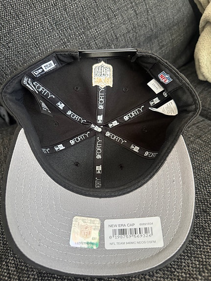 Product image 1 of 8
