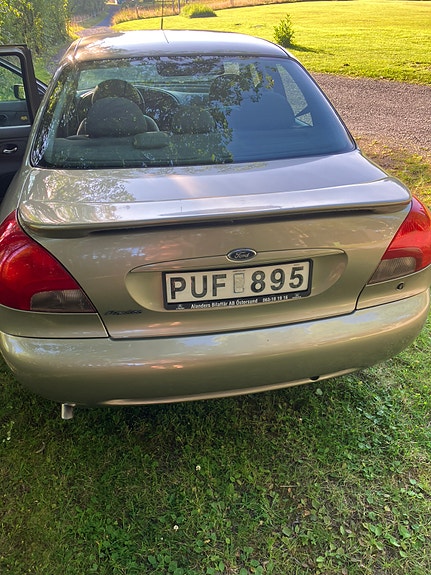 Ford Mondeo 3 of 4