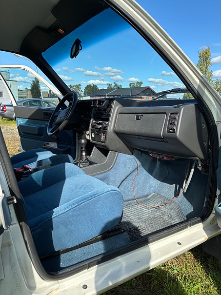 Volvo 360 8 of 13
