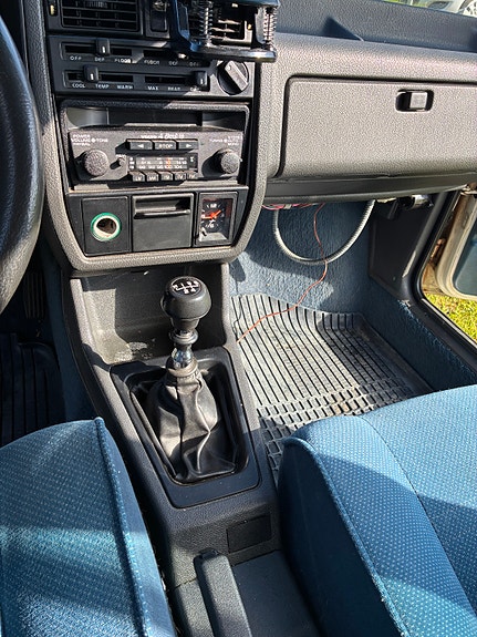 Volvo 360 7 of 13