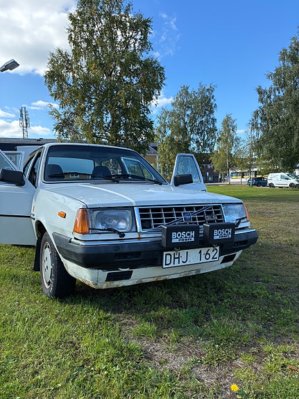Volvo 360 11 of 13