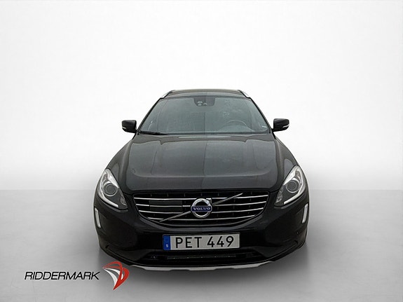 Volvo XC60 2 of 30