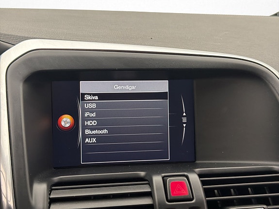 Volvo XC60 23 of 30
