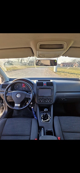 Volkswagen Golf V 4 of 6