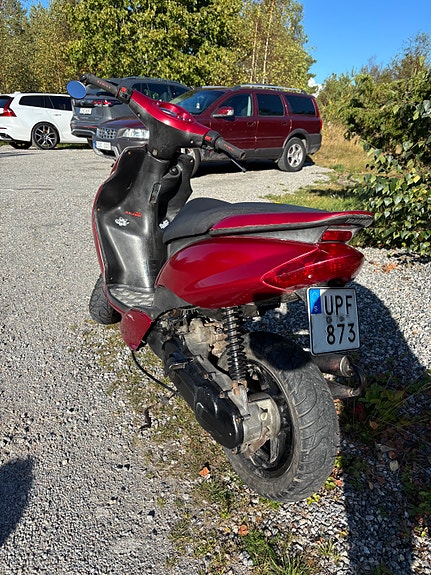 Yamaha JOG RR 3 of 6