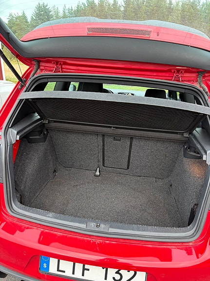 Volkswagen Golf VI 5 of 10