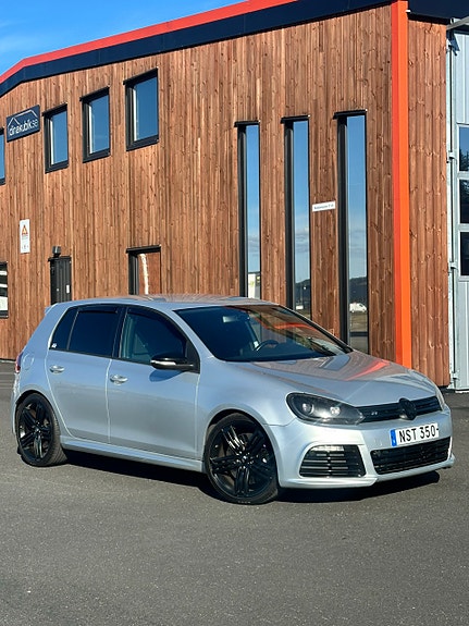 Volkswagen Golf VI 3 of 5