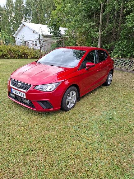 Seat Ibiza 2 of 5