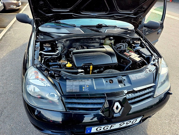Renault Clio 4 of 5