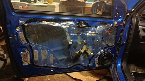 Suzuki Swift 3 of 8