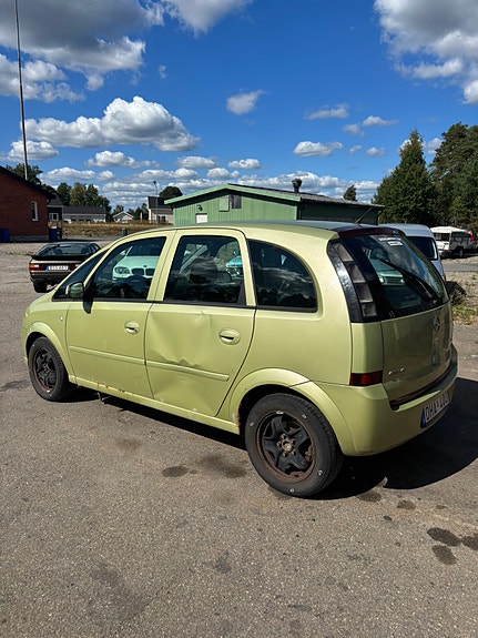Opel Meriva 4 of 10