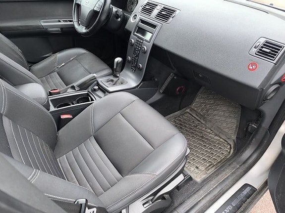 Volvo V50 10 of 10