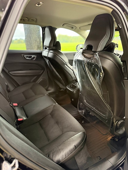 Volvo XC60 11 of 11