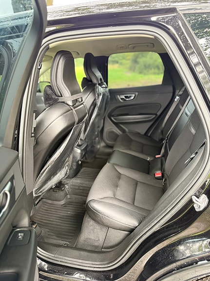 Volvo XC60 10 of 11