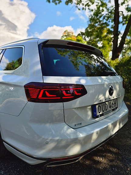Volkswagen Passat 10 of 13