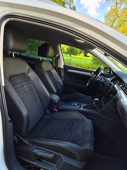 Volkswagen Passat 8 of 13