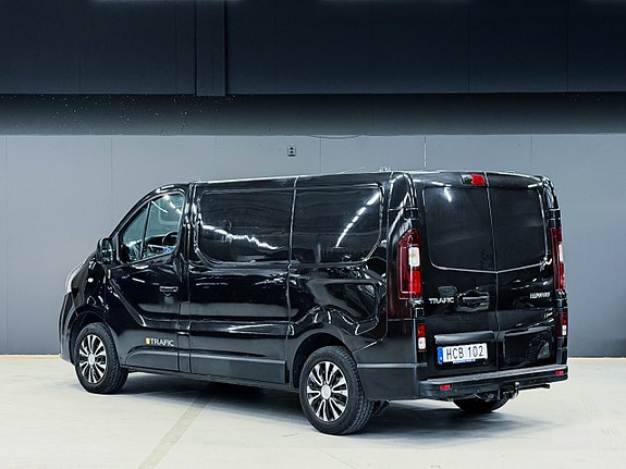 Renault Trafic 2 of 8