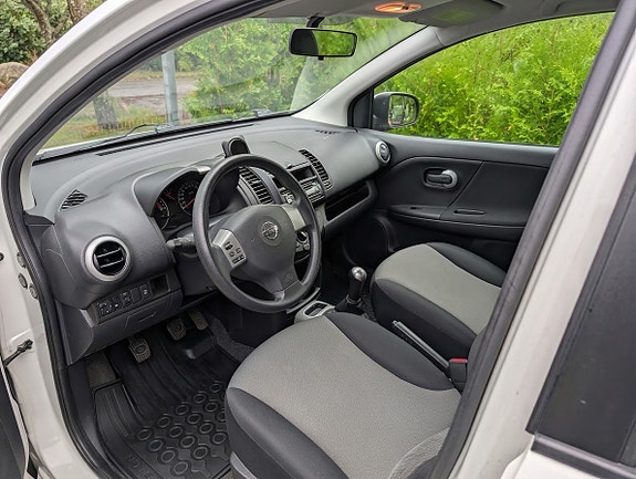 Nissan Note 7 of 11