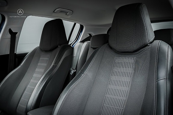 Peugeot 308 10 of 21