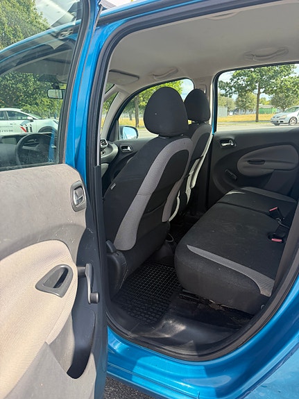 Citroen C3 Picasso 6 of 8