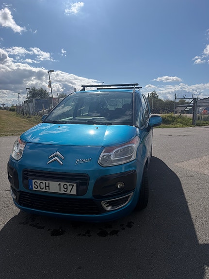 Citroen C3 Picasso 2 of 8