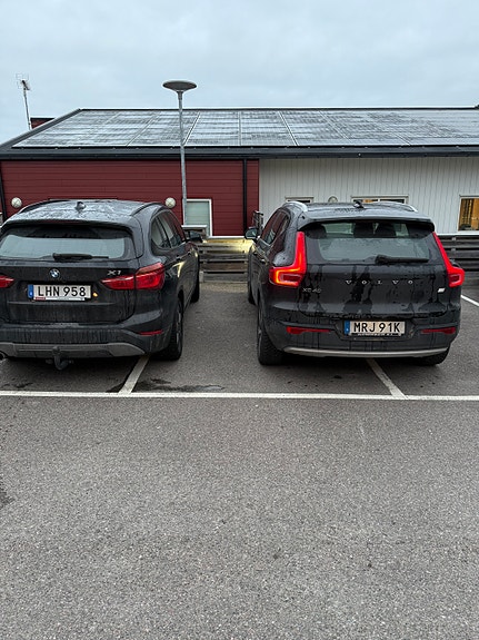 Volvo XC40 4 of 5