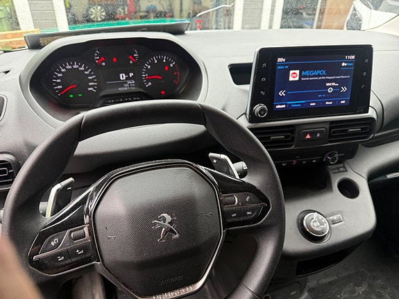 Peugeot Partner 3 of 9