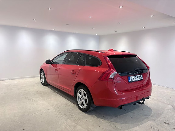 Volvo V60 7 of 16