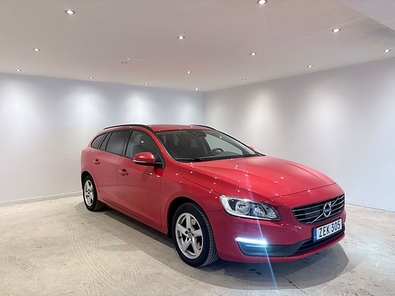 Volvo V60 3 of 16