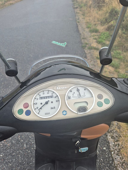 Piaggio Vespa Et4 50 3 of 4