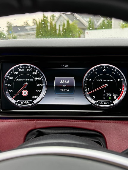 Mercedes-Benz S63 13 of 14