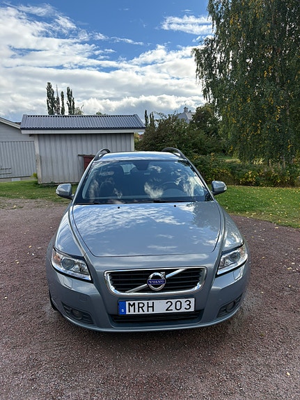 Volvo V50 6 of 16