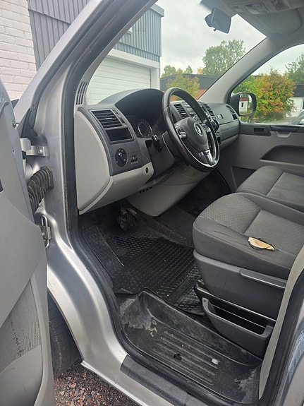 Volkswagen Transporter 6 of 9