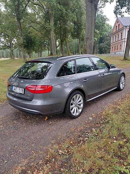 Audi A4 5 of 18