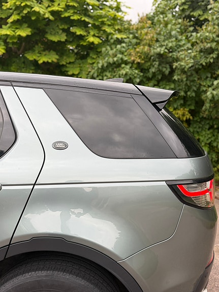 Land Rover Discovery Sport 3 of 9