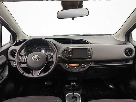 Toyota Yaris 21 of 29
