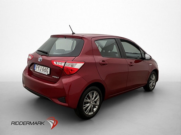 Toyota Yaris 8 of 29