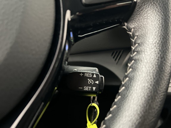 Toyota Yaris 16 of 29
