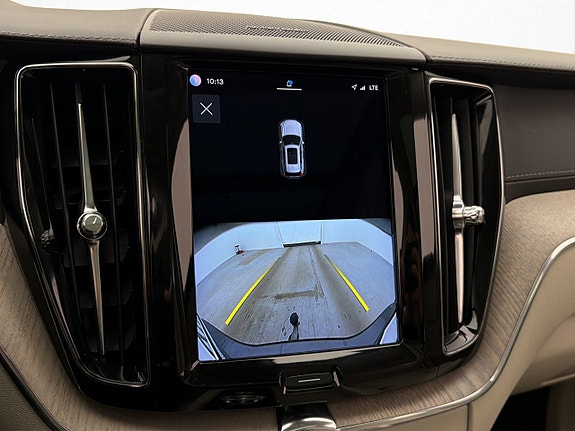 Volvo XC60 19 of 30