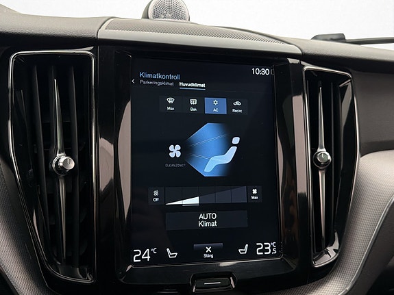 Volvo XC60 23 of 30