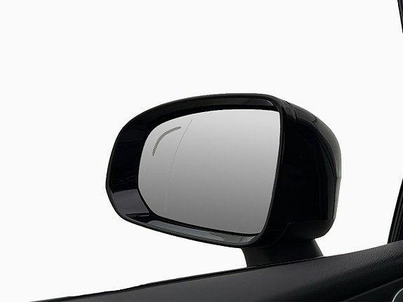 Volvo XC60 10 of 30