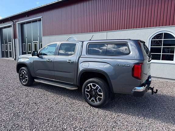 Volkswagen Amarok 2 of 16