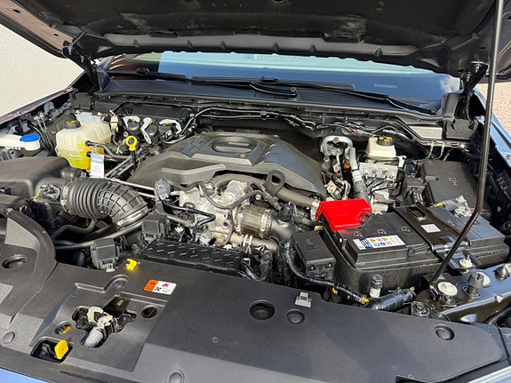 Volkswagen Amarok 6 of 16