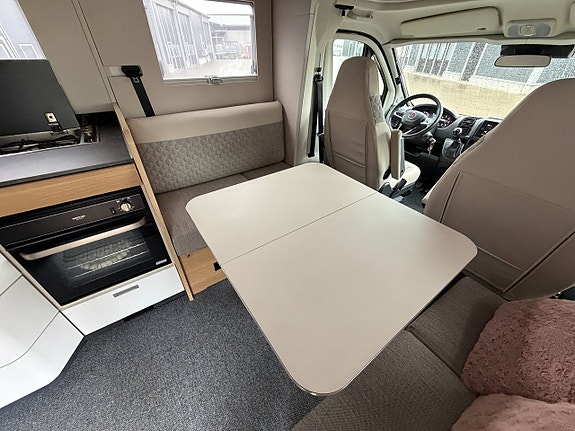 Adria Adria Mobil Coral 670 2.2 MultiJet Automatisk, 160 hk 22 of 30